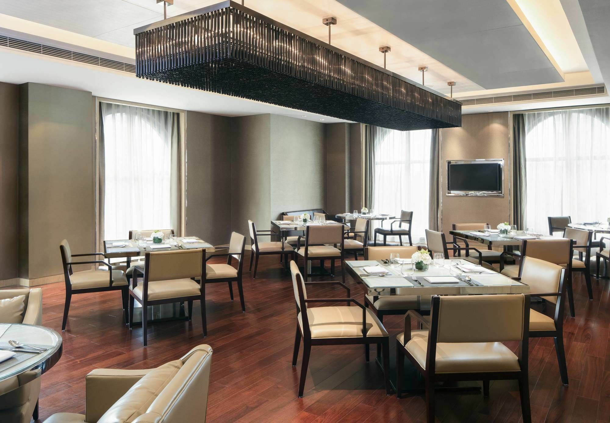 Courtyard By Marriott Changfeng Park Hotel Shanghai