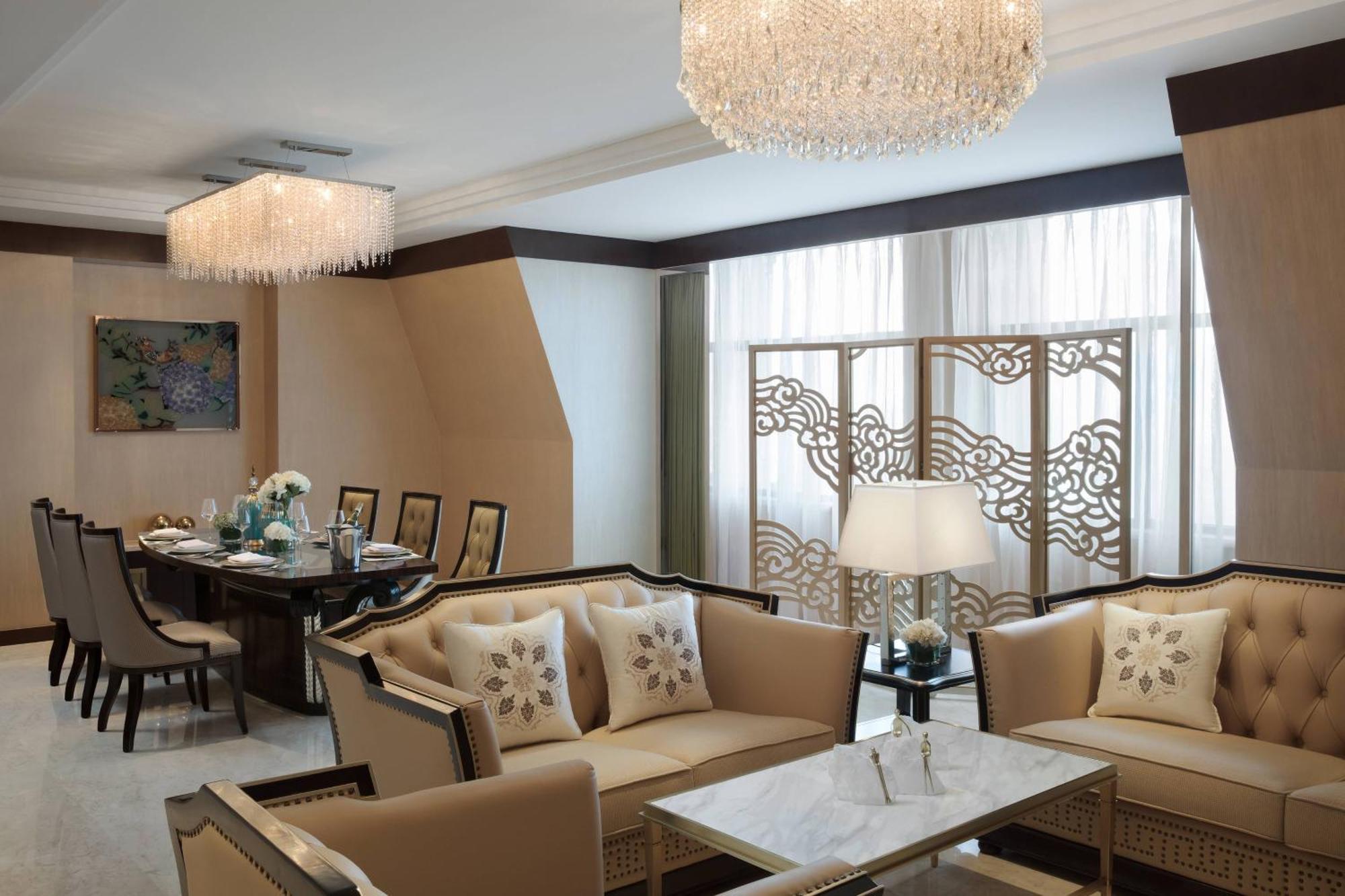 Courtyard By Marriott Changfeng Park Hotel 5*